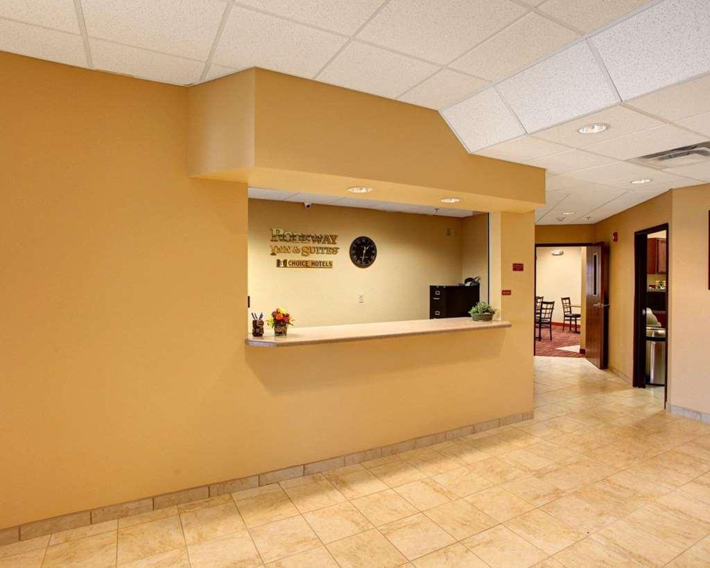 Rodeway Inn & Suites Phillipsburg Interiør billede